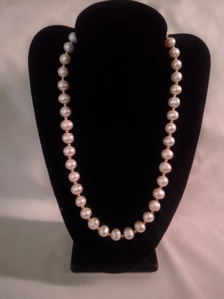 Freshwater Pearl Necklace ( all metal is stainless steel)