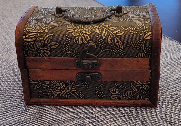 Brown treasure chest