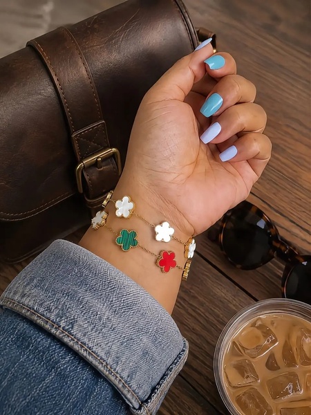 Pure Petals Bracelet