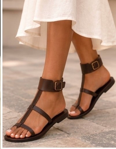 Acacia T Bar Leather Sandals |Dark Brown