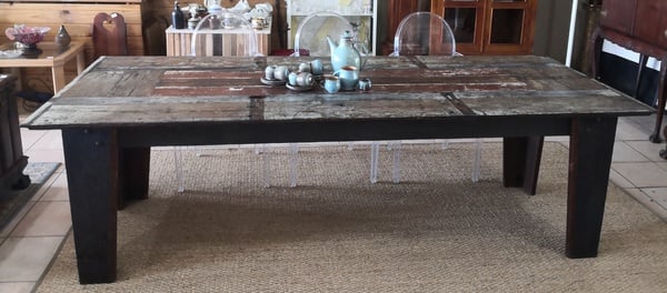 Reclaimed Textured Eight Seater Dining Table & Set of Six Transparent Polycarbonate "Ghost" Chairs