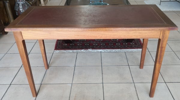 Antique-style Leather Top Writing Desk