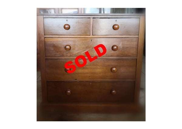 Victorian Mahogany Chest of Drawers
