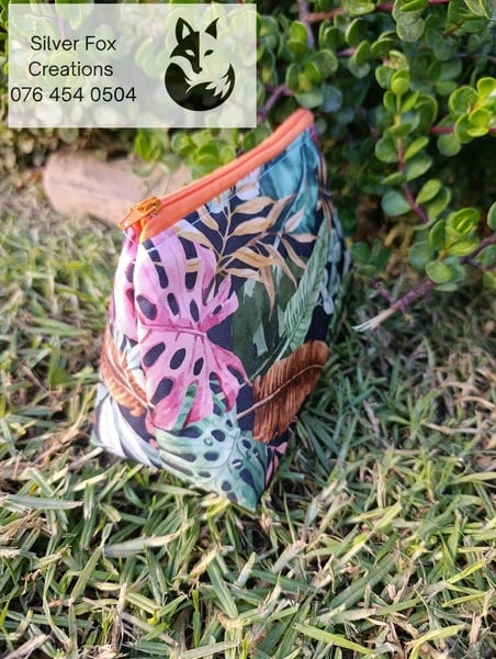 Cosmetic Lined Zipper Pouch Pink and Green Monsterra
