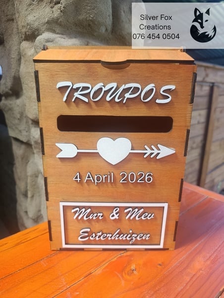 Custom Pine wedding envelope box