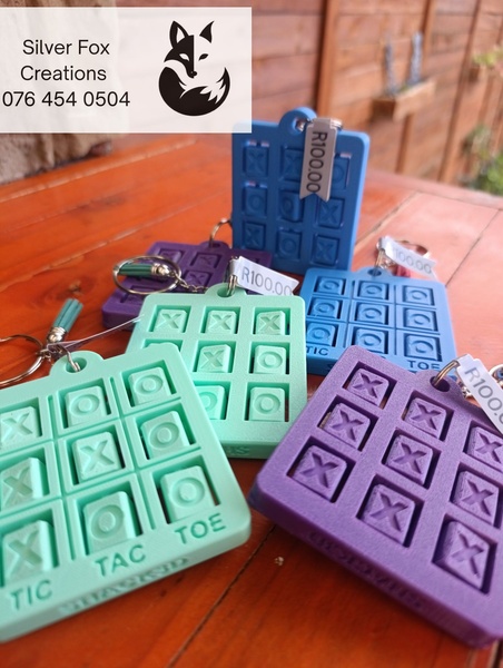 Tic-Tac-Toe Keychain
