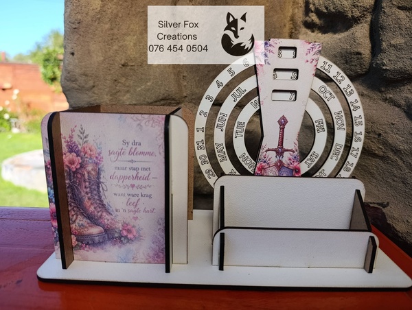 Desk Calendar Organiser