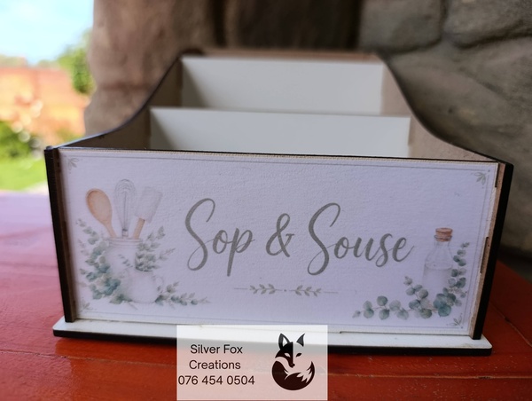 Rustic Decoupaged Sop en Souse Houers / Soup and Sauce Holder