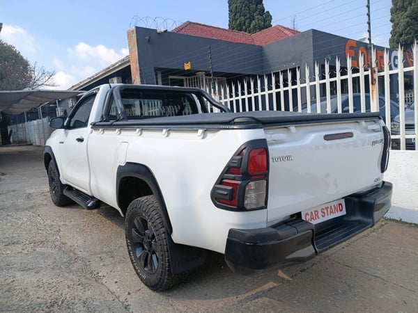 2019 Toyota Hilux 2.4 GD-6 SRX 4x4 Auto – R312,999