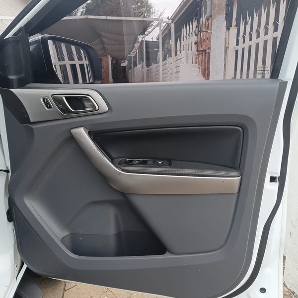 2018 Ford Everest 3.2TDCi XLT for Sale South Africa | R243,980 | 7-Seater SUV Johannesburg