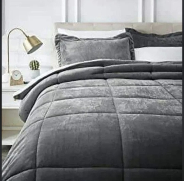 5pc Velvet Comforter