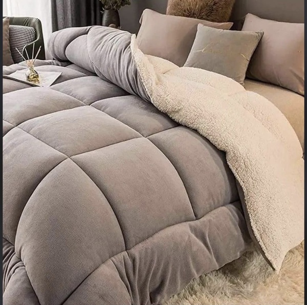 5pc Velvet Comforter