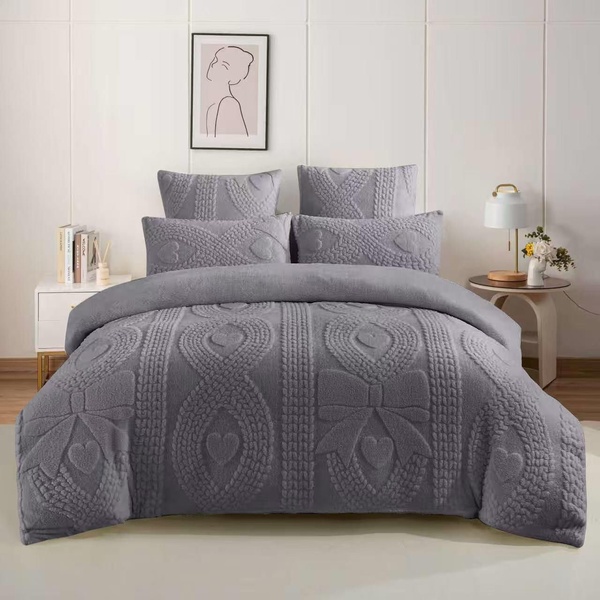 Bow Z & M Comforter