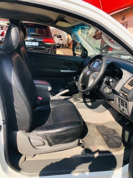 2014 Toyota Hilux 3.0D-4D Xtra Cab 4x4 Raider Legend 45