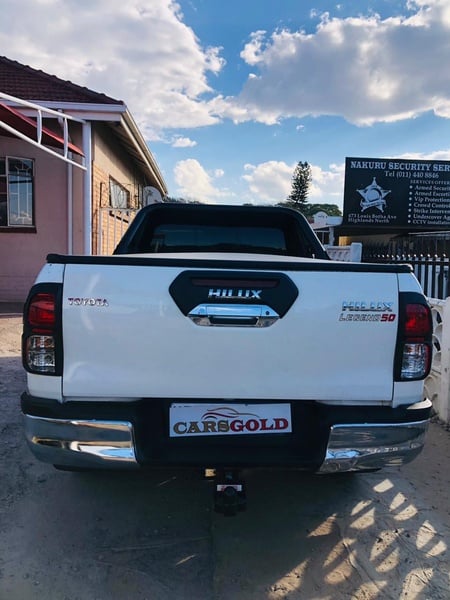 2016  Toyota Hilux 2.8GD-6 Xtra cab Raider