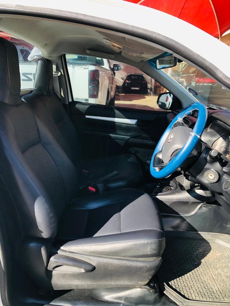 2021  Toyota Hilux 2.0 VVTi