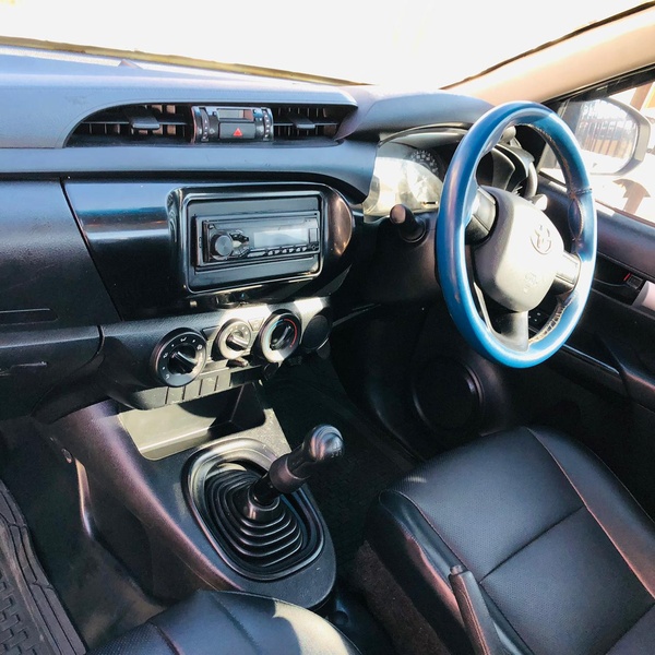 2021  Toyota Hilux 2.0 VVTi