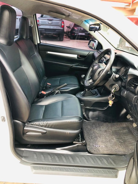 2023 Toyota Hilux 2.4GD