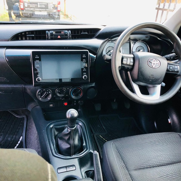 2024  Toyota Hilux 2.4GD-6 Xtra Cab Raider Manual