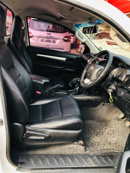 2019 Toyota Hilux 2.4GD-6 SRX