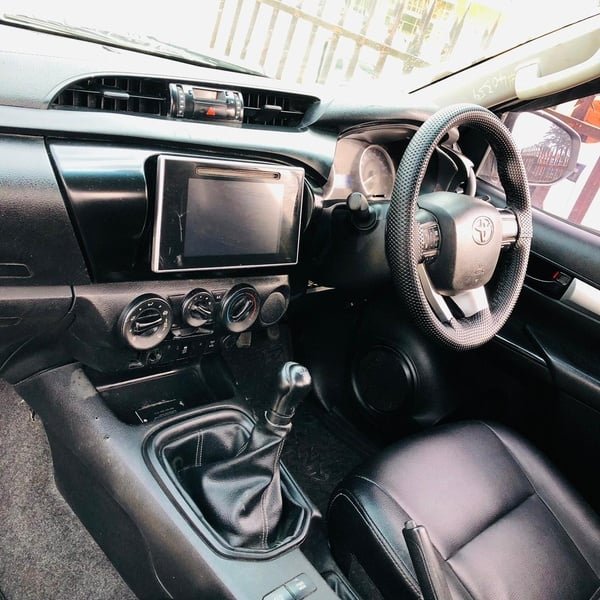 2019 Toyota Hilux 2.4GD-6 SRX