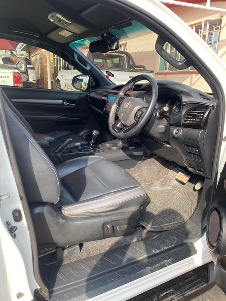 2025 Toyota Hilux 2.8GD-6 Xtra Cab 4x4 Legend Auto