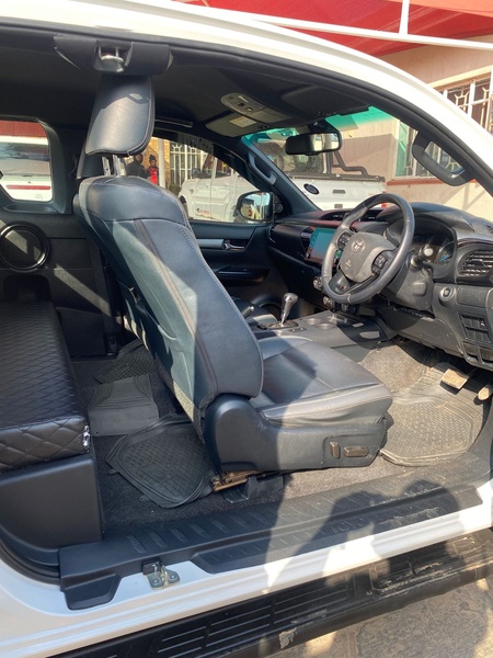 2025 Toyota Hilux 2.8GD-6 Xtra Cab 4x4 Legend Auto