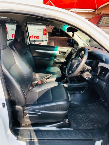 2023 Toyota Hilux 2.4GD