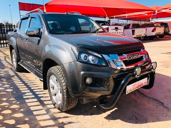 2015 Isuzu KB 300 D-Teq Serengeti Auto Double-Cab