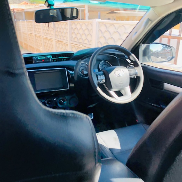 2019 Toyota Hilux 2.4 GD-6 4x2 Manual
