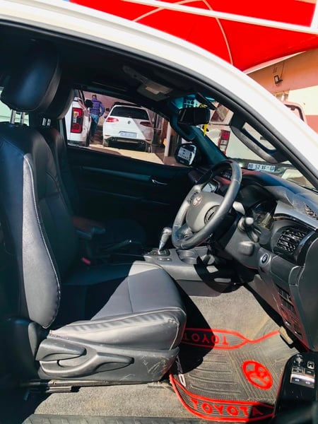 2021 Toyota Hilux 2.8 GD-6 Legend Auto