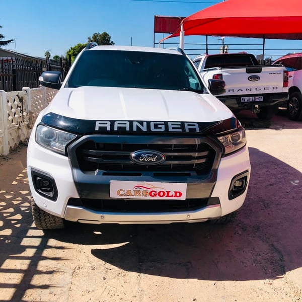 2019 Ford Ranger 3.2 4x2  Wildtrak – R315,000