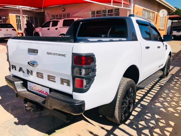 2019 Ford Ranger 3.2 4x2  Wildtrak – R315,000
