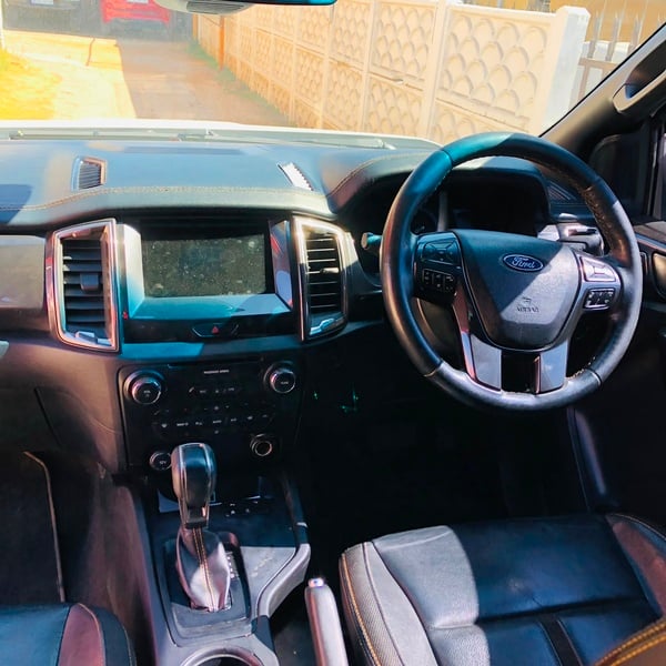 2019 Ford Ranger 3.2 4x2  Wildtrak – R315,000