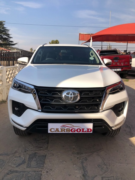 2017 Toyota Fortuner 2.8 GD-6 4x4 Automatic | 110000 km | R375,000