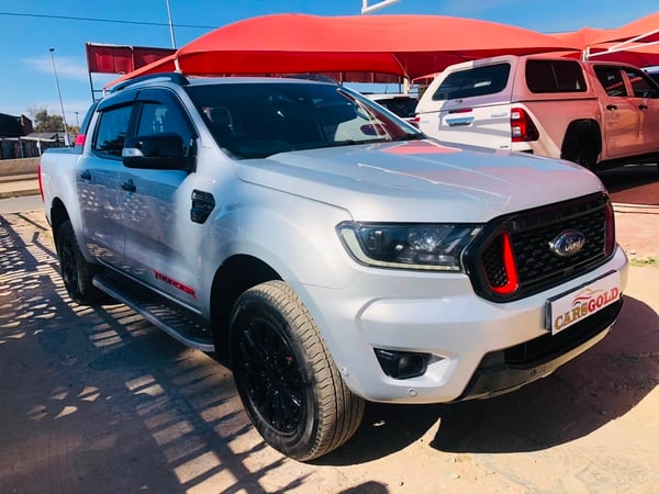 2022 Ford Ranger 2.0 Thunder Double Cab Auto | 91000 km | WhatsApp: +27 76 064 1377