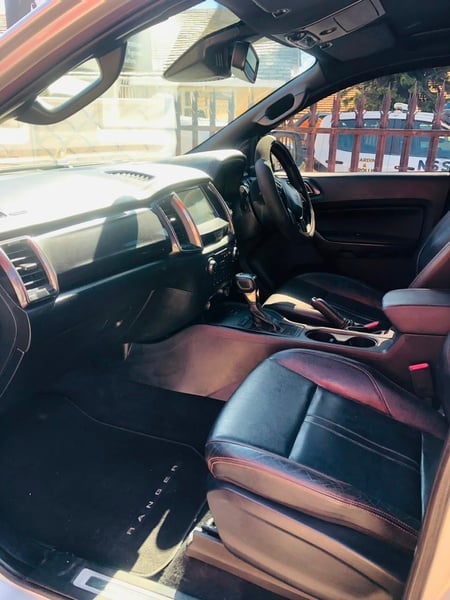 2022 Ford Ranger 2.0 Thunder Double Cab Auto | 91000 km | WhatsApp: +27 76 064 1377