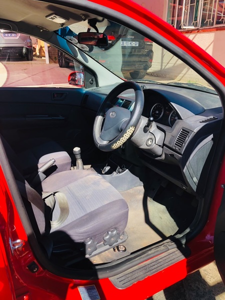 2010 Hyundai Getz 1.4 | 150000 km | WhatsApp: +27 76 064 1377