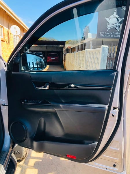 2021 Toyota Hilux 2.8 GD-6 4x4 Auto | 89000 km | WhatsApp: +27 76 064 1377