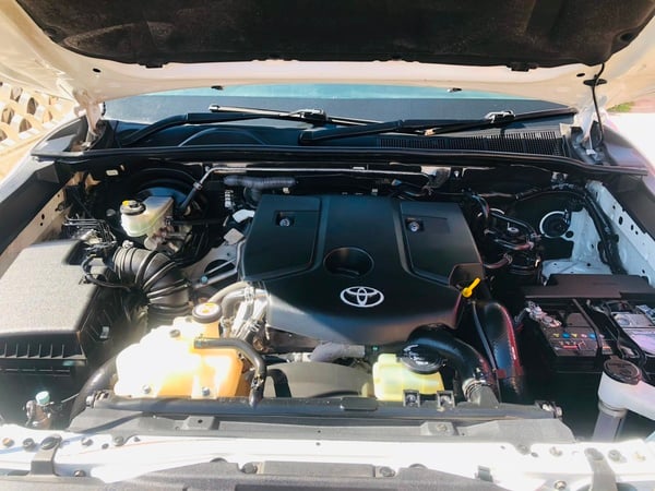2019 Toyota Hilux 2.4 GD-6 Double Cab Manual | 102000 km | WhatsApp: +27 76 064 1377