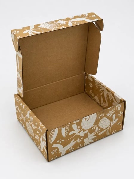 Medium Flip Lid Shipper Box - White Fynbos