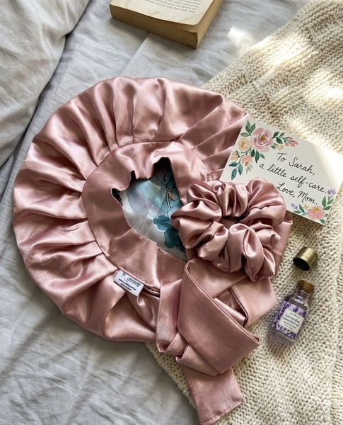 Tie Back Plain Satin-Lined Bonnet & Scrunchie Gift Set