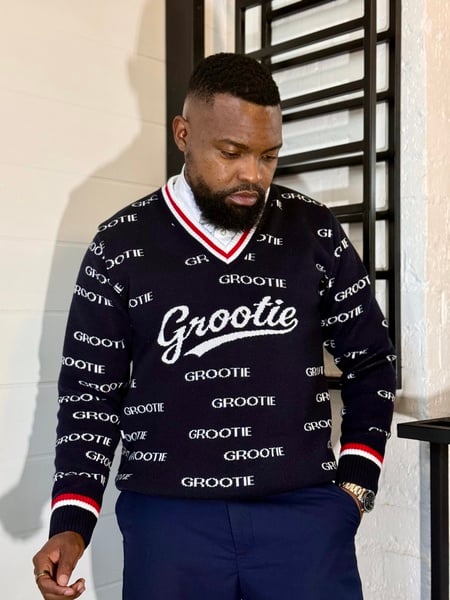 Grootie V-neck Jumper - Navy