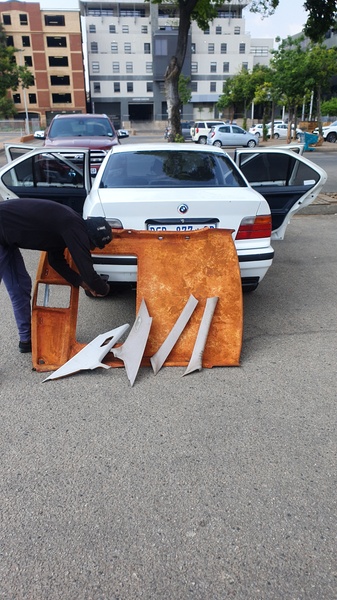 Bmw rooflining