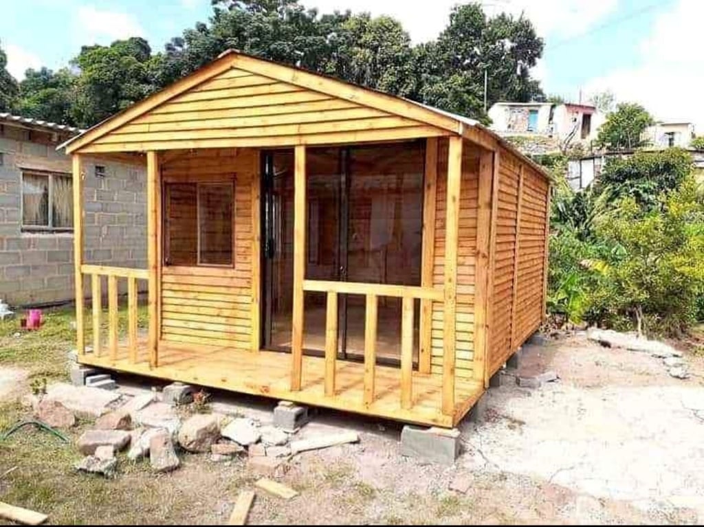 Slideshow picture #17000 - Wilson wendy houses