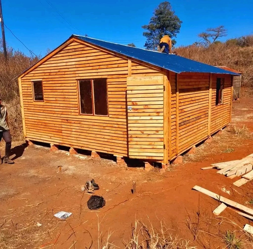 Slideshow picture #10000 - Wilson wendy houses