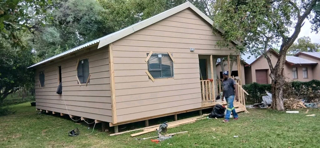 Slideshow picture #19000 - Wilson wendy houses