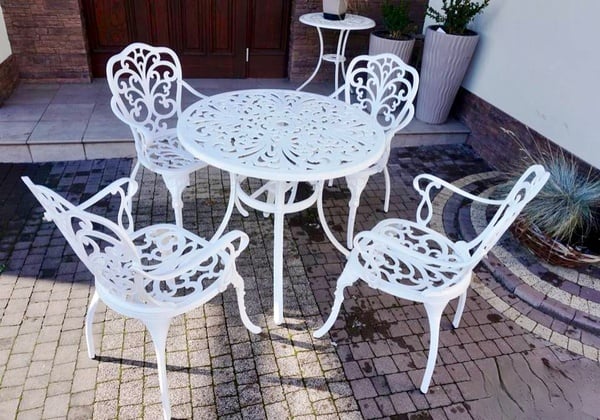 European-Victorian 5-Pc In White