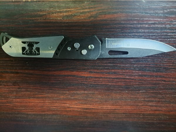 Knife