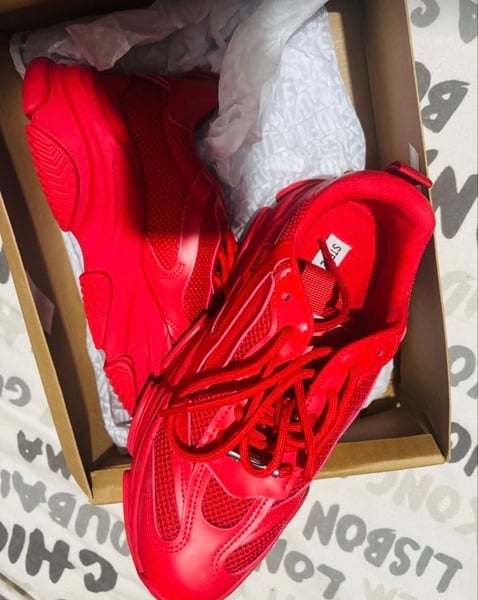 Sneaker